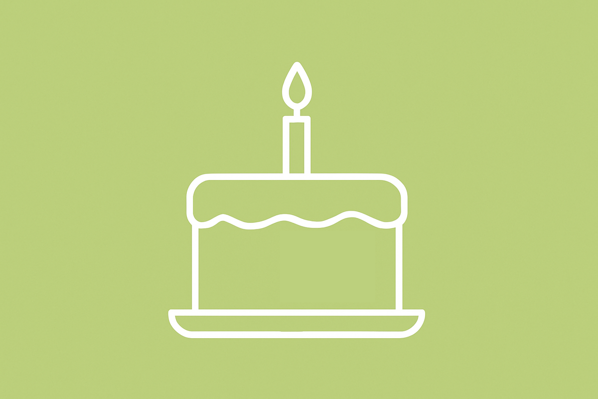 Birthday-Cake-Symbol (white outline) on solid green background